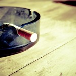 Pykanie papierosów jest pewnym z bardziej katastrofalnych nałogów